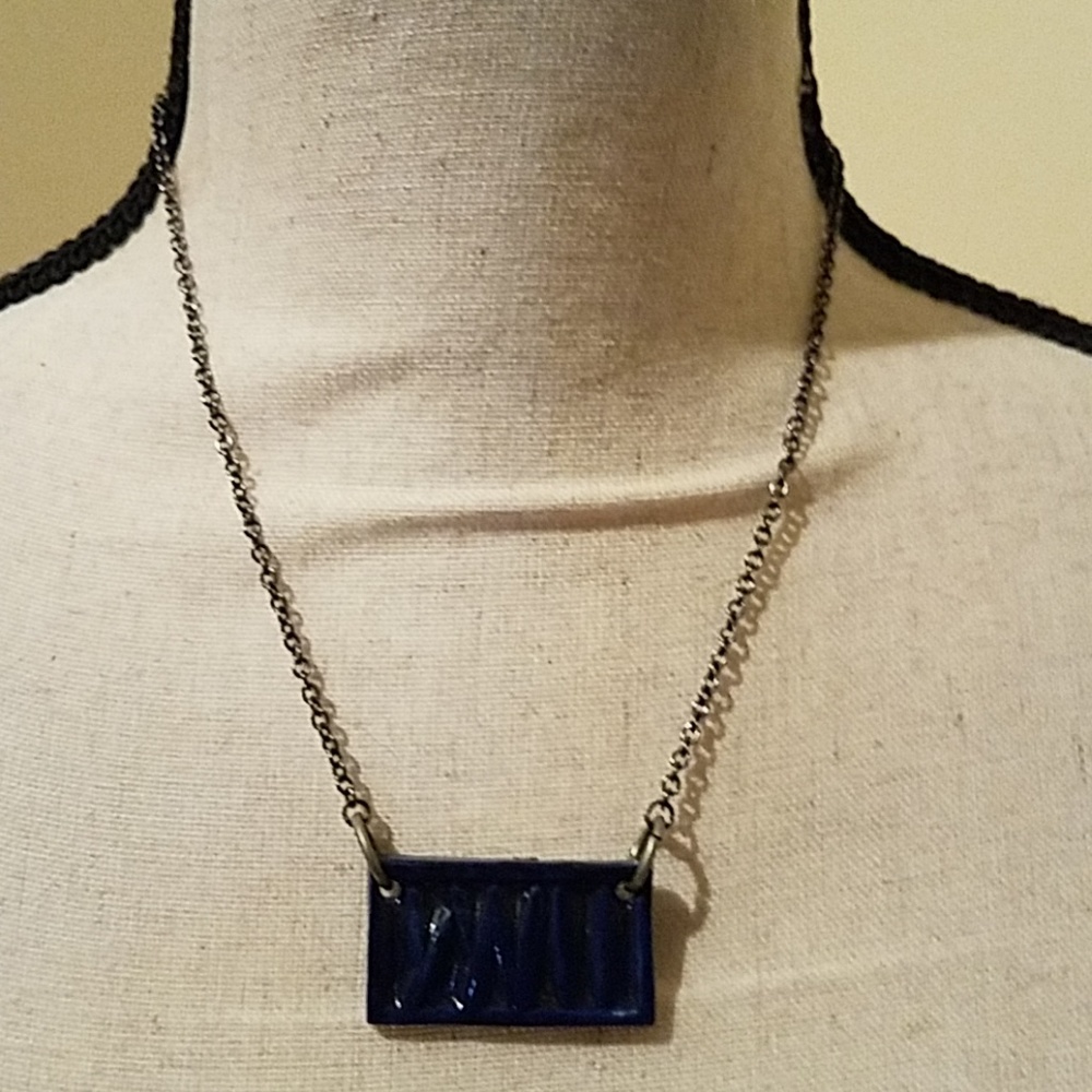 Lily Pottery necklace